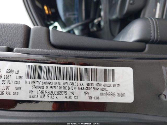 2018 JEEP GRAND CHEROKEE 1C4RJFBG9JC369375 Photo 8