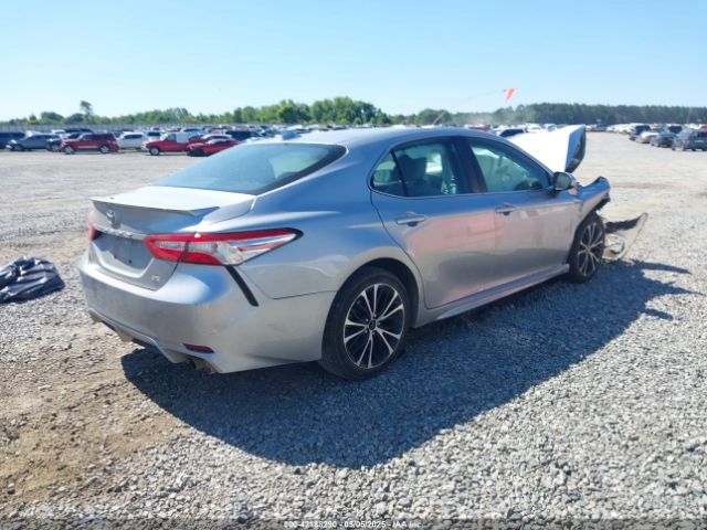2020 TOYOTA CAMRY 4T1G11AK5LU983431 Photo 3