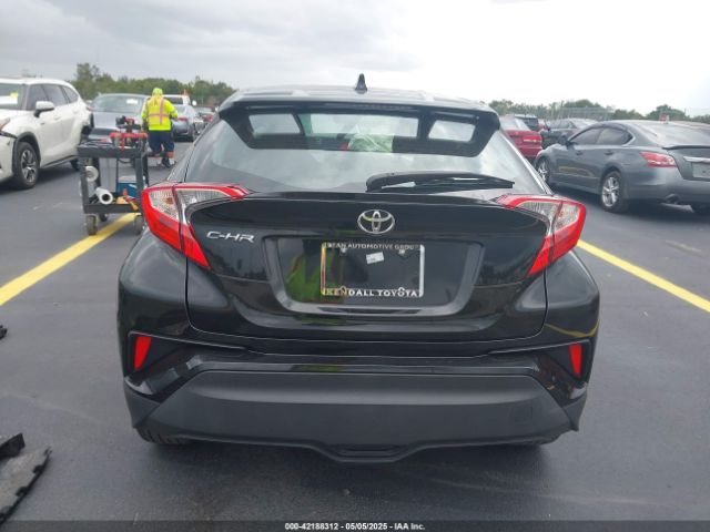 NMTKHMBX3MR127202 Toyota C-HR XLE