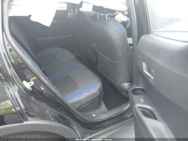 NMTKHMBX3MR127202 Toyota C-HR XLE