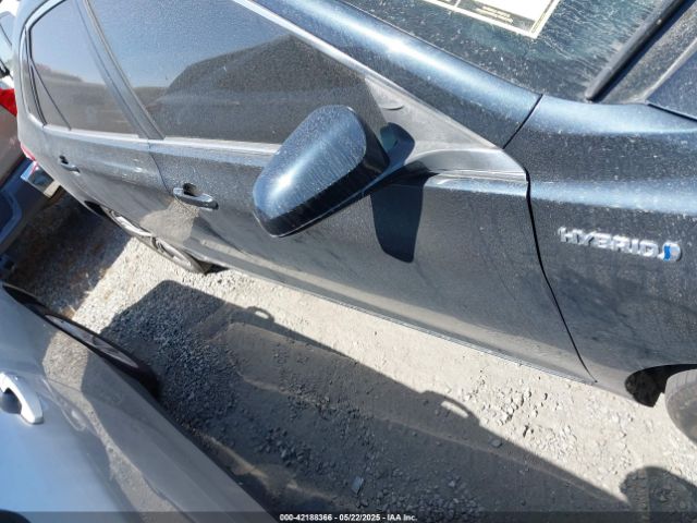 4T1BD1FK2HU216816 Toyota Camry Hybrid Se