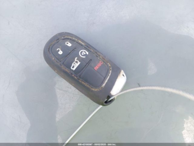 1C4PJLDSXHW653517 Jeep Cherokee Limited Fwd