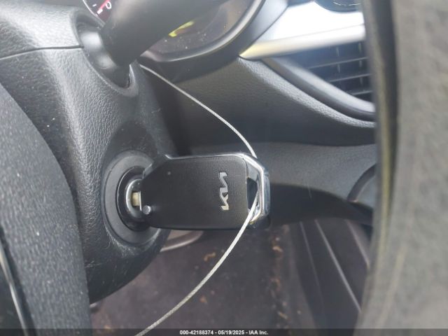 3KPF24AD6RE766882 KIA Forte Lxs