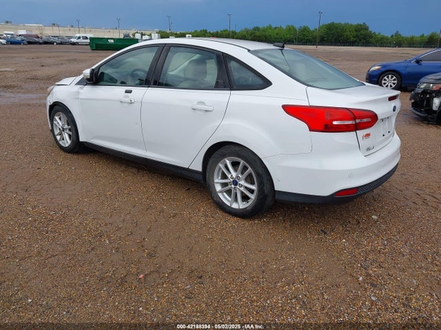Ford 2015 2015 1FADP3F23FL365910 Image 3