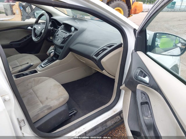 Ford 2015 2015 1FADP3F23FL365910 Image 5
