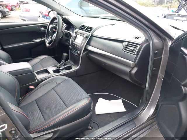 4T1BF1FK3FU922880 Toyota CAMRY SE