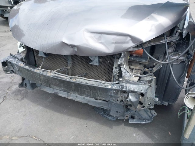 4T1BF1FK3FU922880 Toyota CAMRY SE