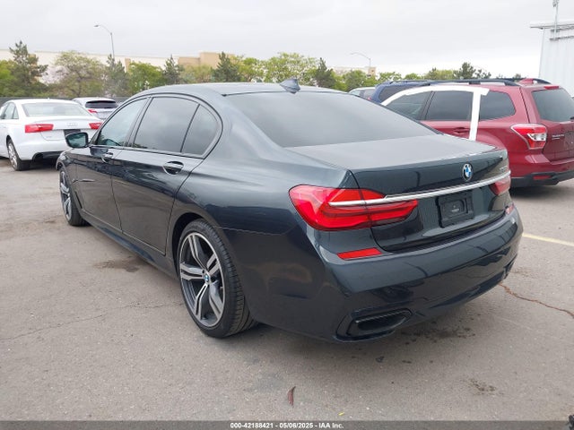 BMW 750i 2019 WBA7F0C50KGM26010 Image 3