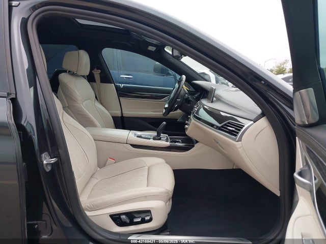 BMW 750i 2019 WBA7F0C50KGM26010 Image 5