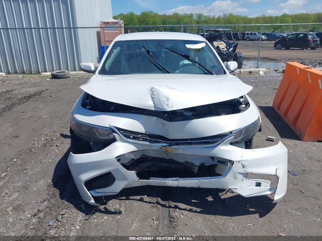 1G1ZD5ST7JF113869 Chevrolet MALIBU LT