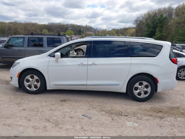 2C4RC1EG2HR622790 Chrysler Pacifica Touring-l Plus