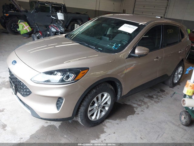 Ford ESCAPE SE 2020 1FMCU9G67LUC14248 Image 2