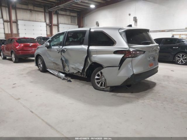 2024 TOYOTA SIENNA 5TDKRKEC6RS216152 Photo 2