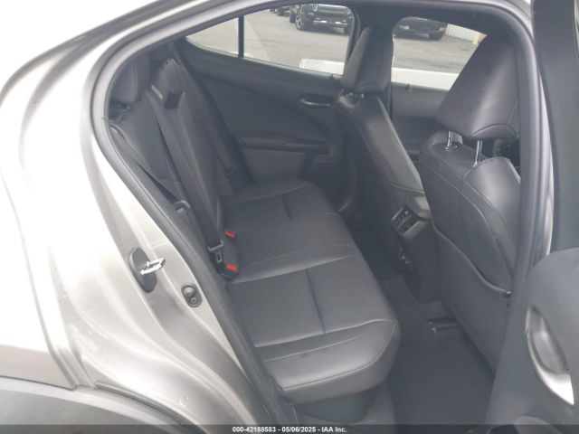 JTHX9JBH5M2051757 Lexus UX 250H