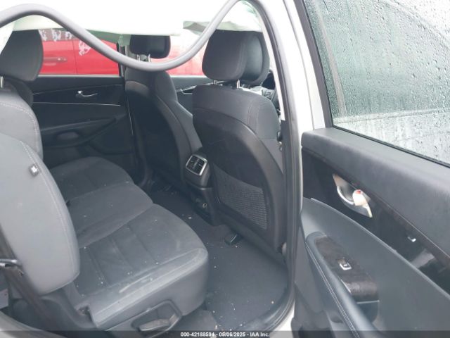 5XYPG4A31GG020305 KIA Sorento 2.4l Lx