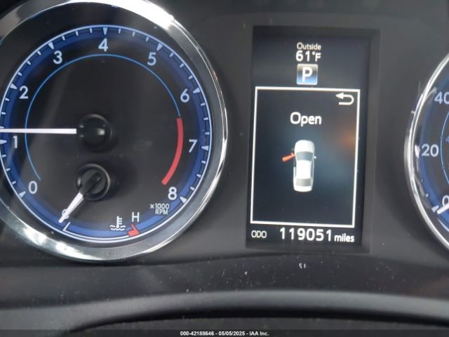 5YFBURHE0HP654872 Toyota COROLLA SE
