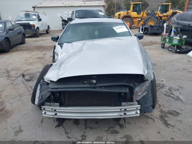 1ZVBP8AM5E5288383 Ford Mustang V6