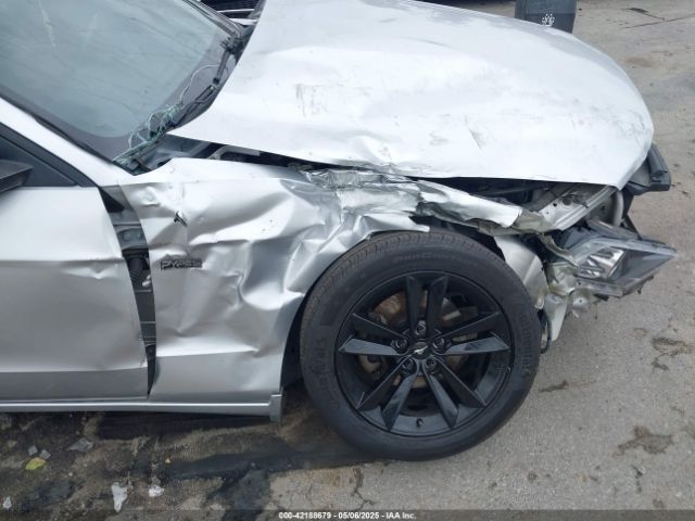 1ZVBP8AM5E5288383 Ford Mustang V6
