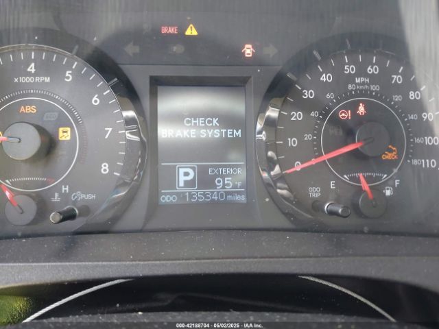 5TDKK3DC4FS628853 Toyota Sienna Le 8 Passenger