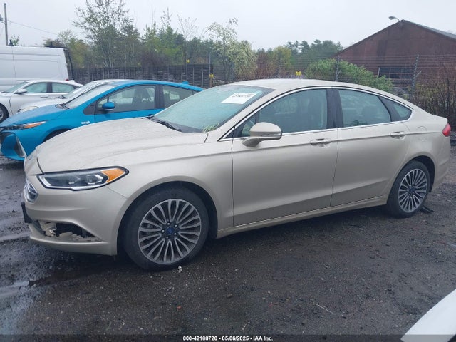 3FA6P0T90JR112823 Ford FUSION SE