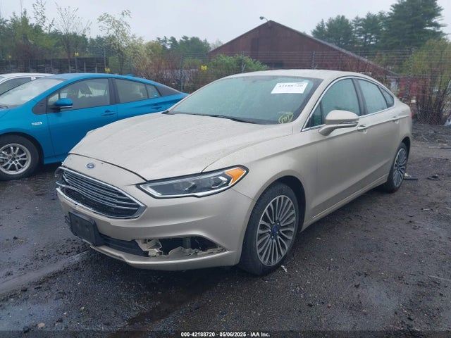 3FA6P0T90JR112823 Ford FUSION SE