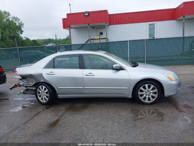 Продажа на аукционе авто 2006 Honda Accord 3.0 Ex, vin: 1HGCM66526A026403, номер лота: 42188742
