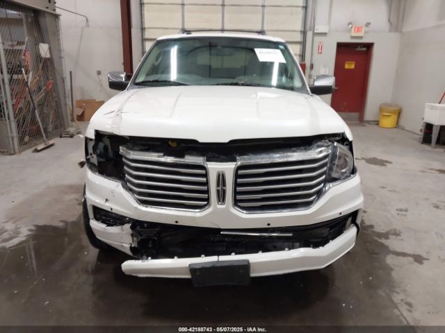 5LMJJ2JTXHEL14039 Lincoln Navigator Select