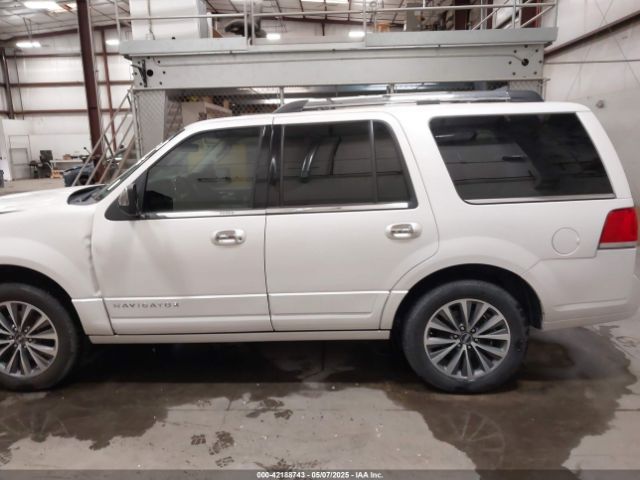 5LMJJ2JTXHEL14039 Lincoln Navigator Select