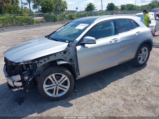 2019 MERCEDES-BENZ GLA 250 WDCTG4EB6KU000469 Photo 1