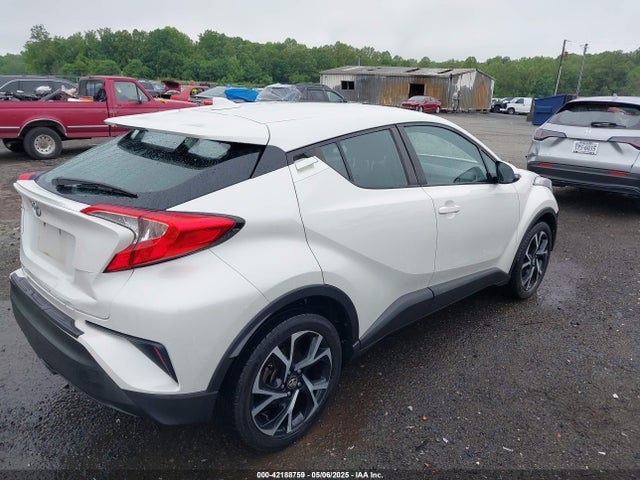 NMTKHMBX7JR024876 Toyota C-HR XLE