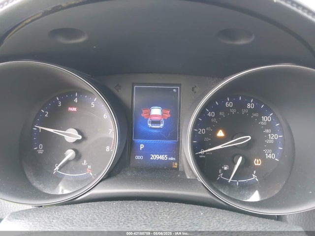 NMTKHMBX7JR024876 Toyota C-HR XLE
