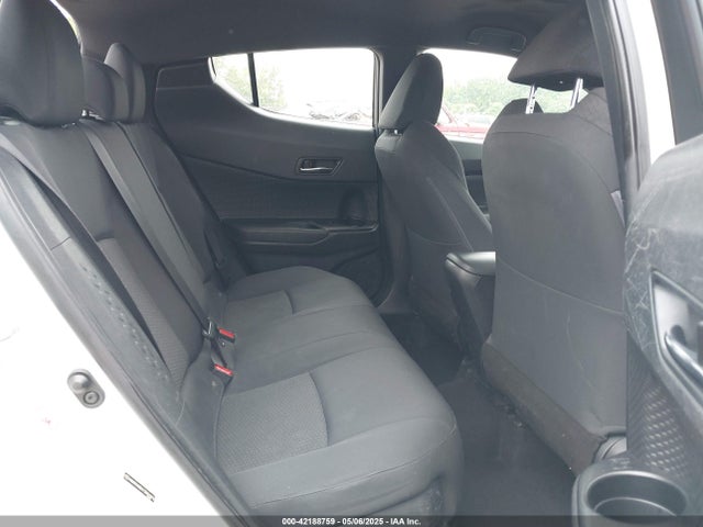 NMTKHMBX7JR024876 Toyota C-HR XLE
