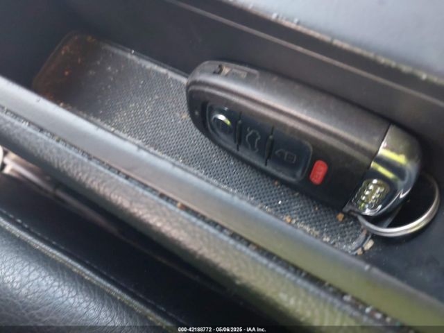 2010 AUDI A4 WAUBFAFLXAN034687 Photo 10