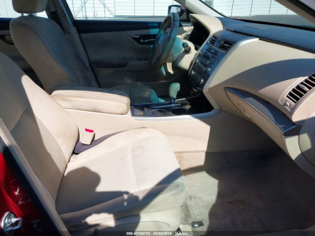 1N4AL3AP2EC165035 Nissan Altima 2.5 S