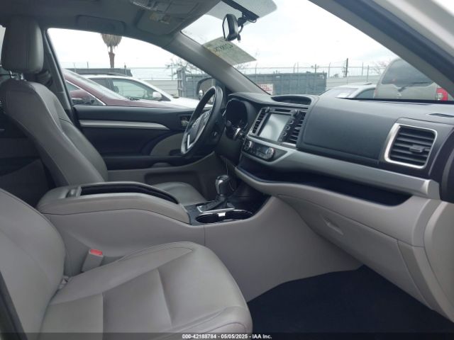 5TDKKRFH0GS159225 Toyota Highlander Xle V6