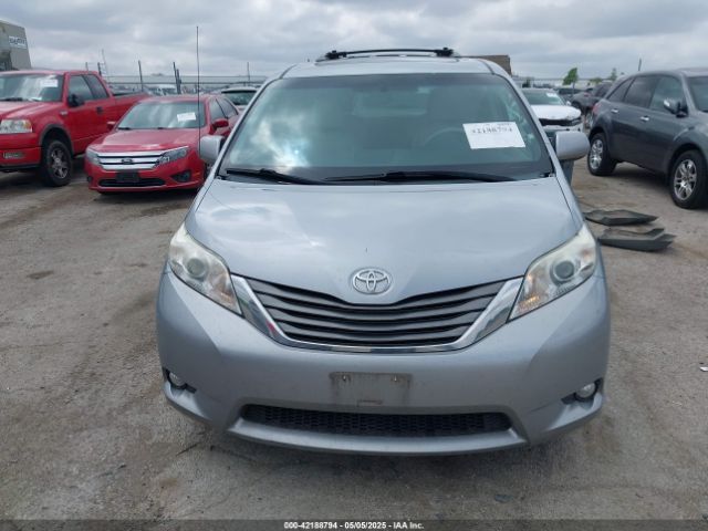 5TDDK3DC7ES081231 Toyota Sienna Xle 7 Passenger