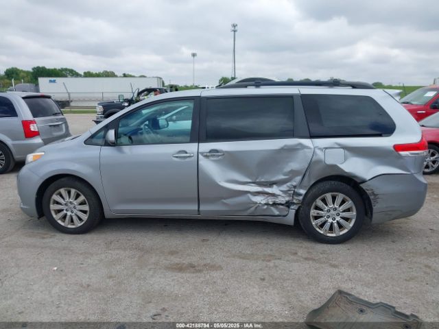 5TDDK3DC7ES081231 Toyota Sienna Xle 7 Passenger