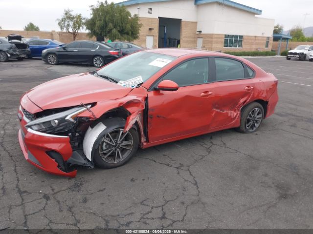 3KPF24AD1NE490976 KIA Forte Lxs