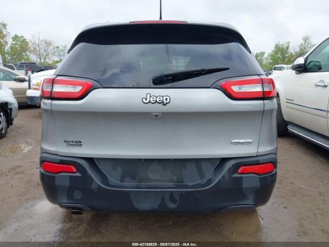 1C4PJLCB3FW791396 Jeep Cherokee Latitude