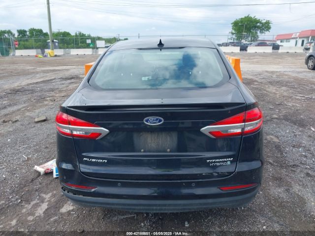 3FA6P0RU0KR169164 Ford Fusion Hybrid Titanium