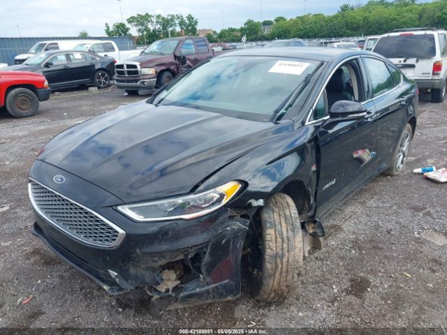 3FA6P0RU0KR169164 Ford Fusion Hybrid Titanium