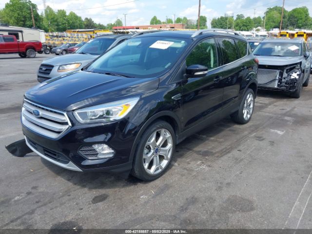 1FMCU0J94KUB93601 Ford Escape Titanium