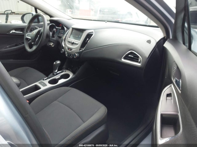 1G1BC5SM5H7208092 Chevrolet Cruze Ls Auto