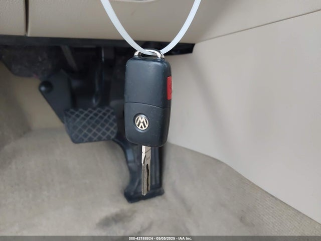 1VWBS7A34EC079454 Volkswagen Passat 1.8t Se