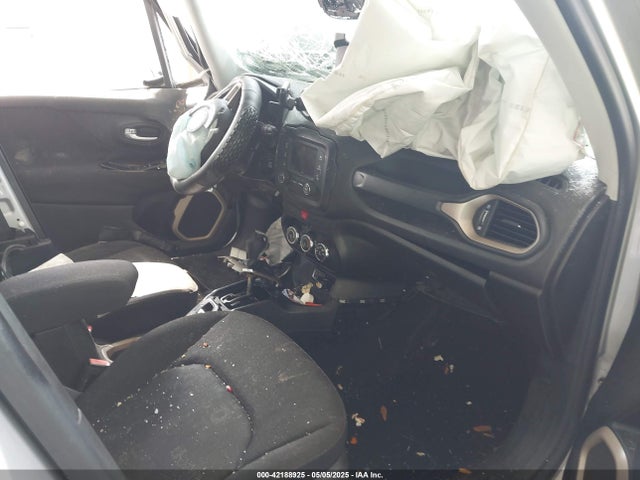 ZACCJABTXGPC64807 Jeep Renegade Latitude