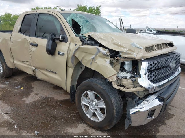 5TFUY5F17JX726941 Toyota Tundra Sr5 5.7l V8