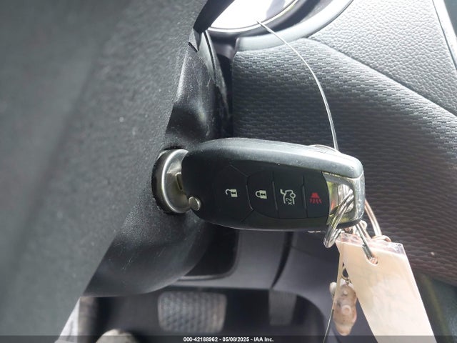 1G1BC5SM2H7223276 Chevrolet Cruze Ls Auto