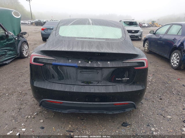 5YJ3E1EB1SF919105 Tesla 2025