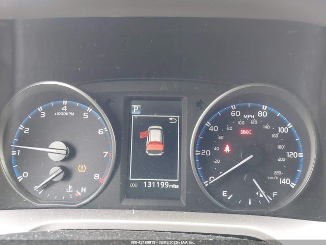 Toyota RAV4 LE 2017 JTMZFREV3HJ124333 Image 7