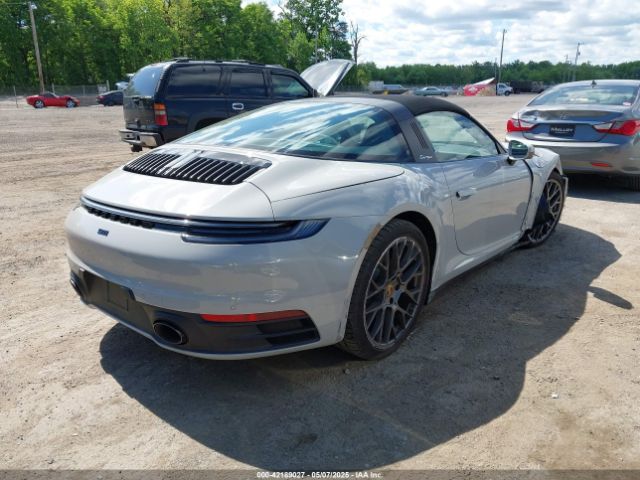 2024 PORSCHE 911 WP0BB2A95RS234549 Photo 3